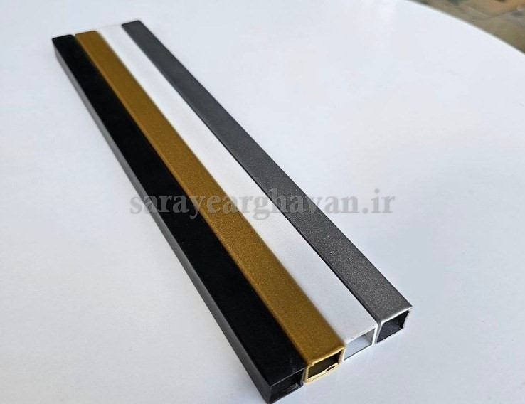 ساعت دیواری مدرن فلزی کد H180